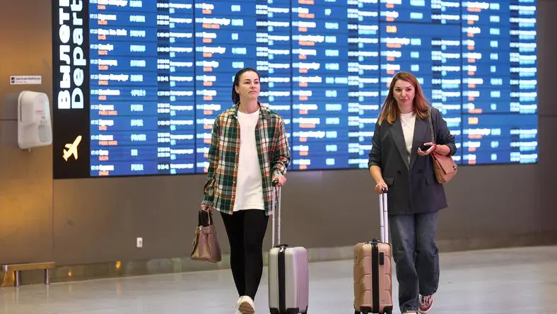 入境游政策升级:解锁 “中国游” 与 “中国购” 的协同发展密码